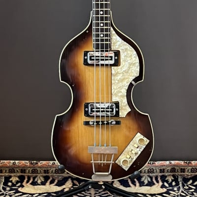 1970 Hofner 500/1 Bass Guitar image 3
