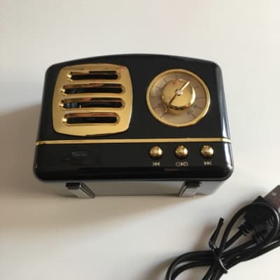 Mini Retro Wireless Speakers Radio USB/TF Card Music Player HIFI image 5