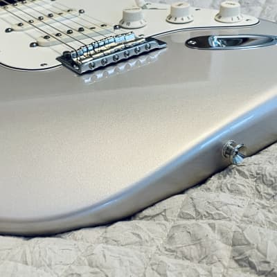 2018 Fender American Deluxe Stratocaster Blizzard Pearl w/Professional neck and CS Fat '50's pickups image 16