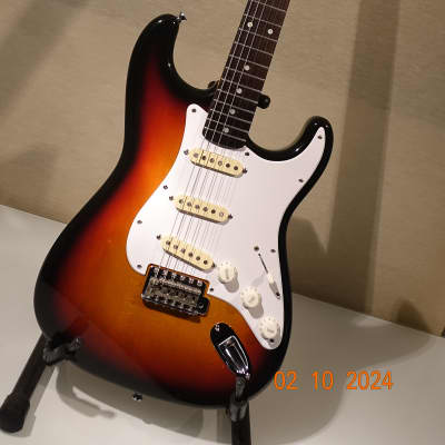 Squier "Silver Series" (Made in Japan-Fujigen Gakki) Stratocaster 62 - 1993 Sunburst/ Fender USA pickups/ Super clean/Video imagen 3