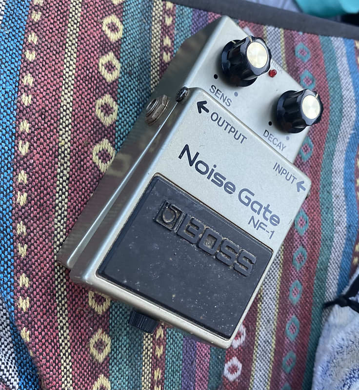 BOSS DS-1 (Distortion) NF-1(Noise Gate) 7900円引き - villamaggio.it