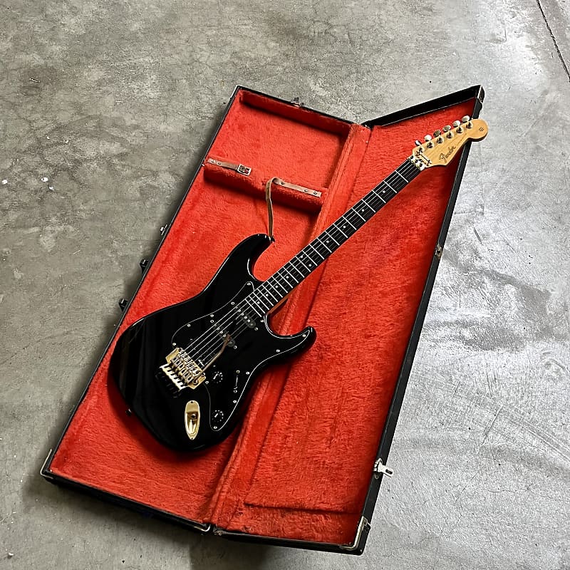 MIJ Fender STR-70 HSS Stratocaster 1980's Black beauty MIJ Fender STR-70 HSS Stratocaster 1980's Black beauty
