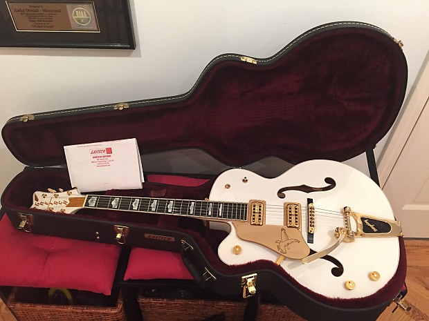 Gretsch white sale falcon left handed