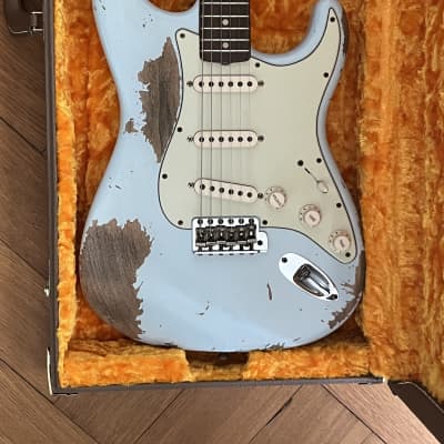 Fender Fender Customshop 63 Stratocaster Relic 2021 - Sonic Blue image 2