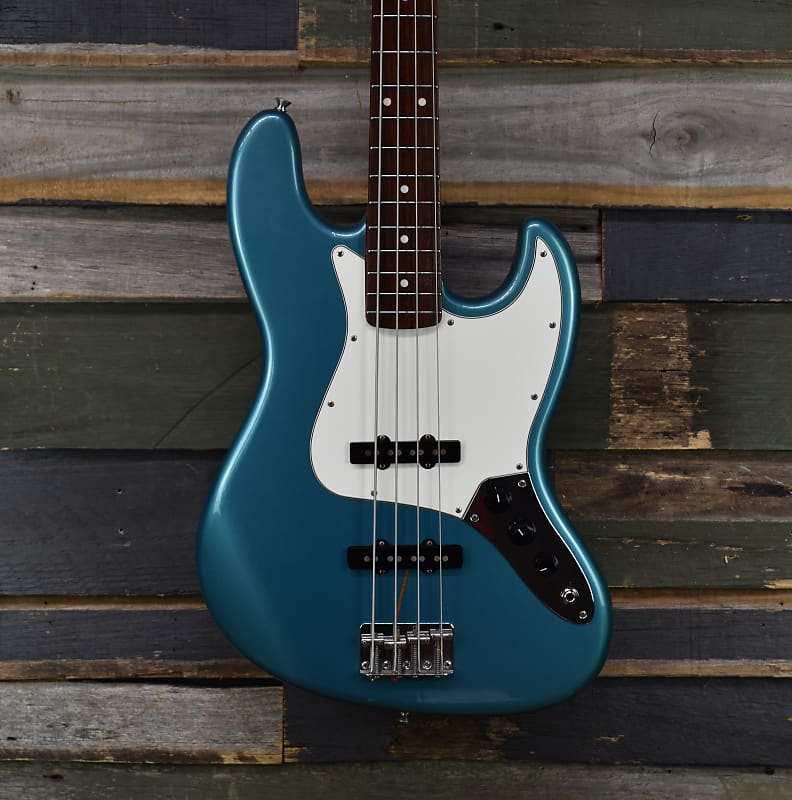 Fender JB62-58 Jazz Bass Reissue w/ Matching Headstock in Lake Placid  BlueMIJ