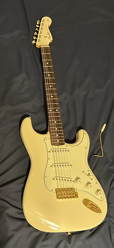ギター Fender Japan Fender Made in Japan Traditional '60s Daybreak Stratocaster | Reverb