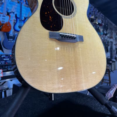 Martin 000-18 Left-handed Acoustic Guitar - Natural Auth Deal Free Ship! 398 GET PLEK’D! image 3