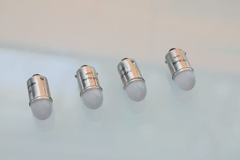 McIntosh C11 bulbs lamps lights  			