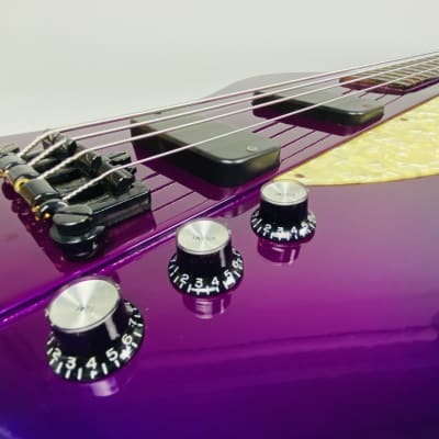 Gibson USA thunderbird IV カスタム Gibson Thunderbird IV Custom Shop Original -Must see one of