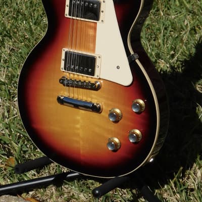 Gibson Les Paul Standard '60s Limited-Edition Tri-Burst 2021 image 10