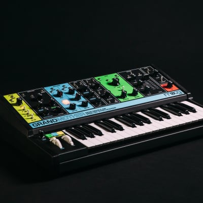 Reverb deals moog grandmother