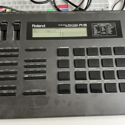 Roland R-8 Drum Machine + 8 Rare Sound Library Cards (Includes SN-R8-04 Electronic)
