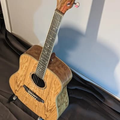 Monoprice Acoustic Guitar - Quilted Ash With Fishman Pickup Tuner and Gig Bag image 6