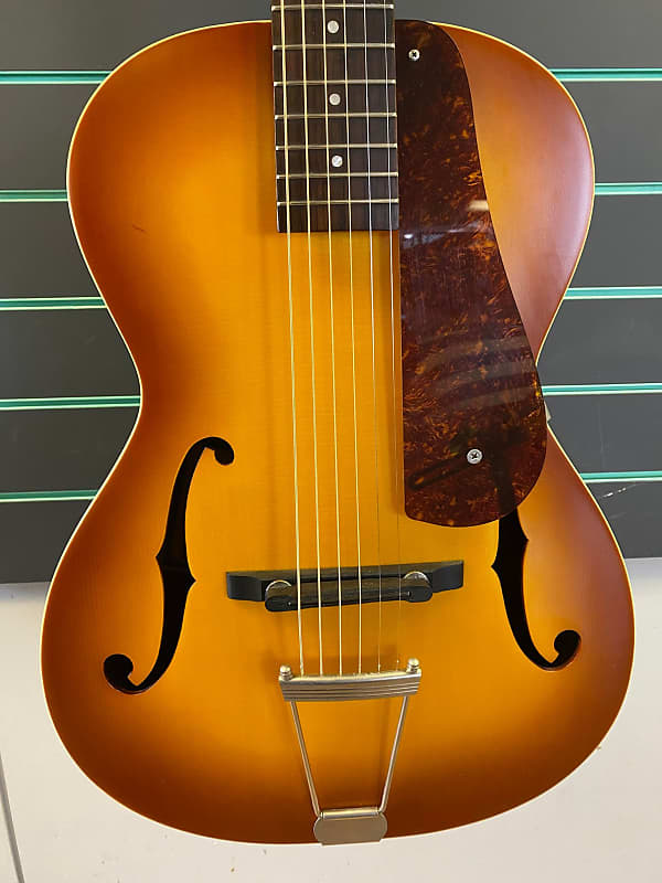 エピフォン　マスタービルド　センチュリーオリンピック Open Box Epiphone Masterbilt Century Collection Olympic