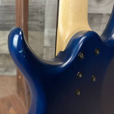Marcus Miller M7 5 String Electric Bass W/GigBag - Blue Burst image 8