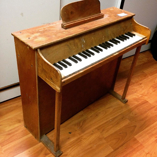 Casspinette piano hot sale