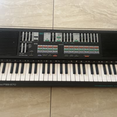 Yamaha PSS-570 FM Synthesizer