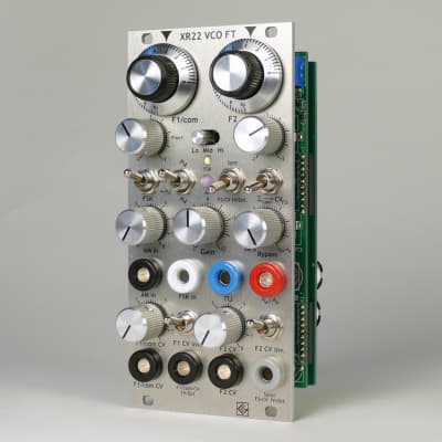 XR22 VCO FT - with amplitude modulation and FSK - banana version Klassik image 2