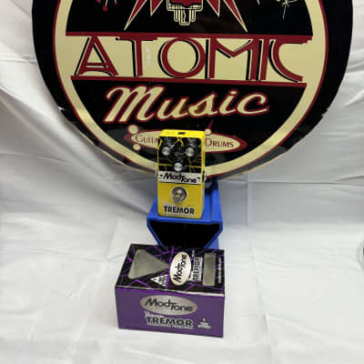 Modtone MT-HT トレモロ Modtone MT-HT Harmonic Tremor Pulsating Tremolo | Reverb