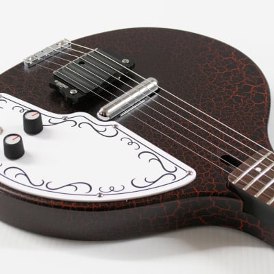 Danelectro Baby Sitar - Red Crackle image 4