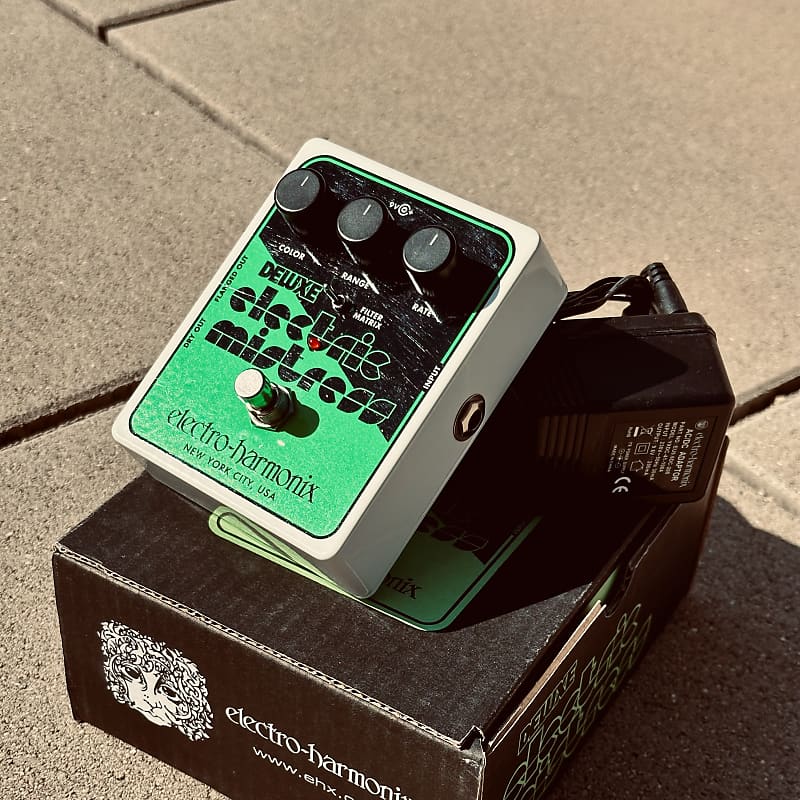 Electro-Harmonix Deluxe Electric Mistress XO