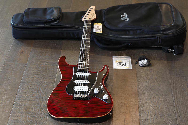 Suhr Standard Pro 美品 Suhr Standard Pro S1 Rosewood 2016年製 生産完了モデル 極美品