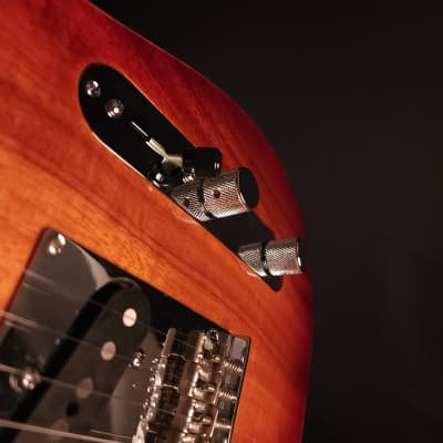 Fender American Select Carved Top Koa Telecaster 2012 - Sienna Edge Burst image 15