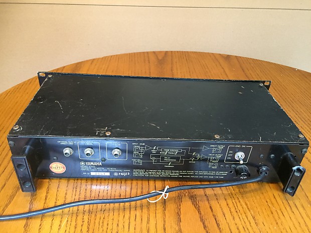 Yamaha E1010 アナログディレイ Vintage Yamaha E1010 Analog Delay made in Japan with UNIVOX