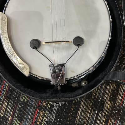 Used Austin 5 string banjo w/ pickup and case image 2