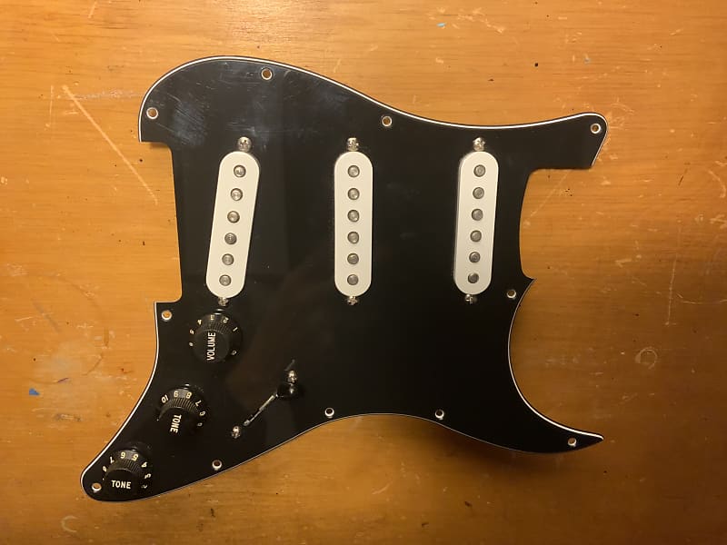 1990s Fender Stratocaster Standard Pickups, Black Pickguard, prewired, CTS, image 1