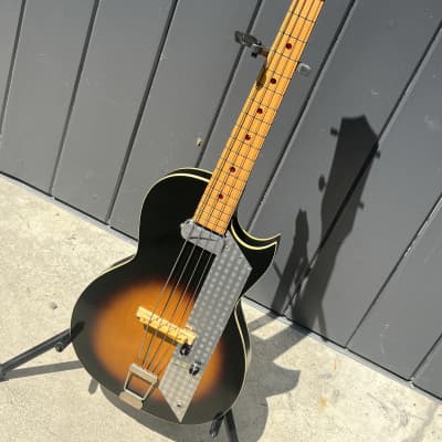 Kay Value Leader Bass with original case 1950's - 1960's - Sunburst short scale image 6