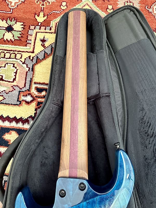 【糸こんにゃく】KIESEL キーセル 8弦ギター OM8 Guitars Models
