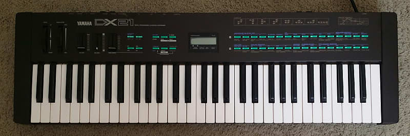 Yamaha DX21 FM Synthesizer image 1