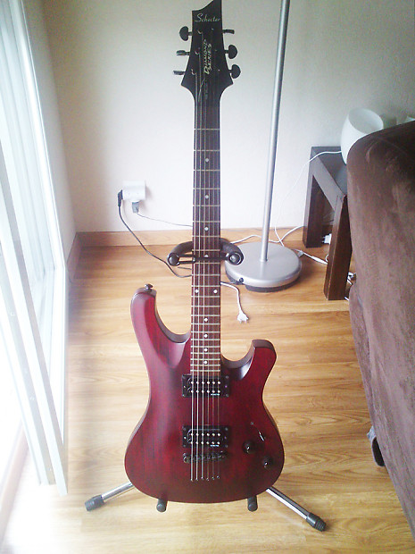 Schecter 006 deluxe vampyre red top