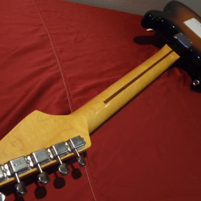 Fender American Vintage '57 Reissue Left Handed Stratocaster 2012 Sunburst image 5