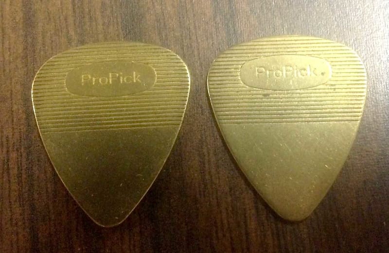 2 x Pro Pick Brass Guitar Picks Gold Reverb Canada