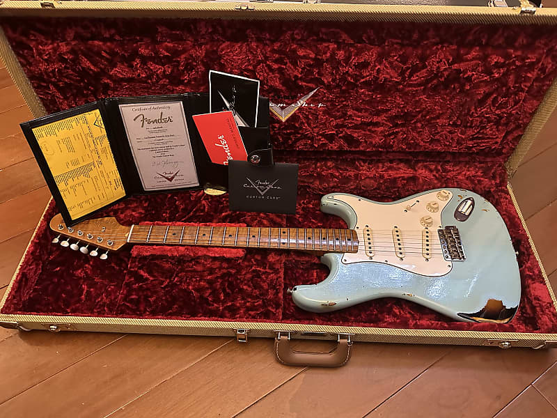 Fender Custom Shop Limited Edition Roasted Tomatillo Stratocaster