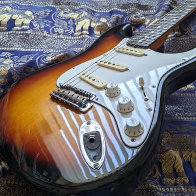 ★★★1989 Fender Japan order built Stratocaster with US Pickups, E-Serial image 9