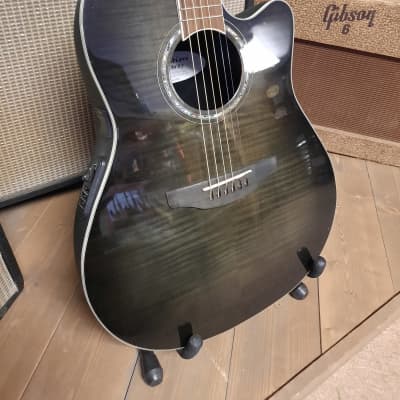 Ovation Celebrity with OP30 Preamp (Pre-Owned) | Reverb