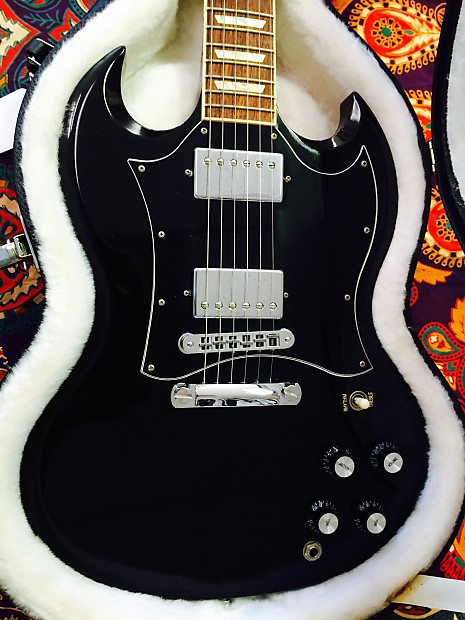 Gibson sg standard ebony　2010年製 Gibson SG Standard Black 2010 – Chicago Music Exchange