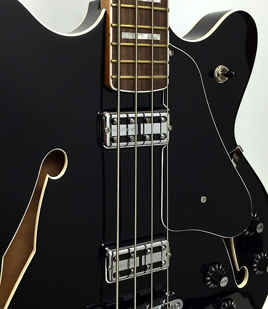 Fender Modern Player Coronado Bass II Semi-Hollowbody Short Scale Electric  Bass - Black