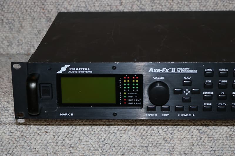 Fractal Audio Axe-FX II Preamp/Effects Processor | Reverb Canada