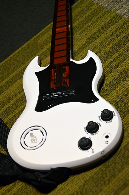 Gibson Tiger Electronics Power Tour Mini Toy Guitar