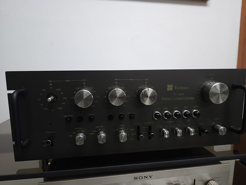 Technics SU-9600 Stereo Preamplifier For Repair or Parts  			