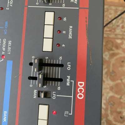 Roland Juno-106 61-Key Programmable Polyphonic Synthesizer 1984 - 1985 - Black