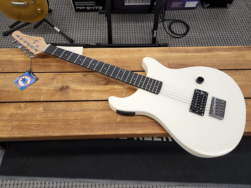 Fretlight 500 Series  White electric guitar with mulit pin output image 1