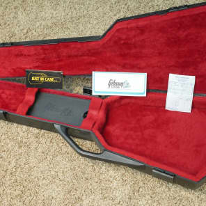 1970s 1980s Gibson Chainsaw Generation 2 Protector Case Black