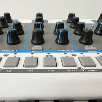 Akai Timbre Wolf 2010s - White image 3