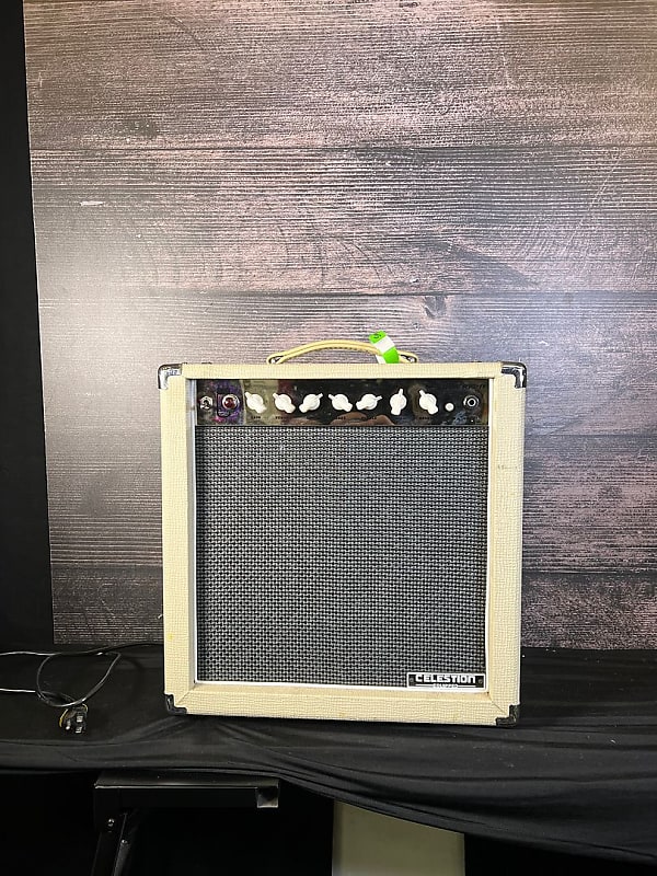Stage Right by Monoprice 15Watt 1x12 Guitar Combo Tube Amp Reverb