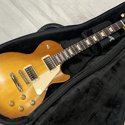 Gibson Les Paul Tribute 2022 Satin Honeyburst New Unplayed w/Bag Auth DealerFac Warranty 8lbs 11oz image 2